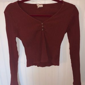 Maroon crop top
